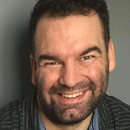 Dominic Guarnaschelli is the Creative Director at Guarnaschelli Studio in Louisville, Kentucky. Dominic Guarnaschelli is the Creative Director at Guarnaschelli Studio in Louisville, Kentucky.